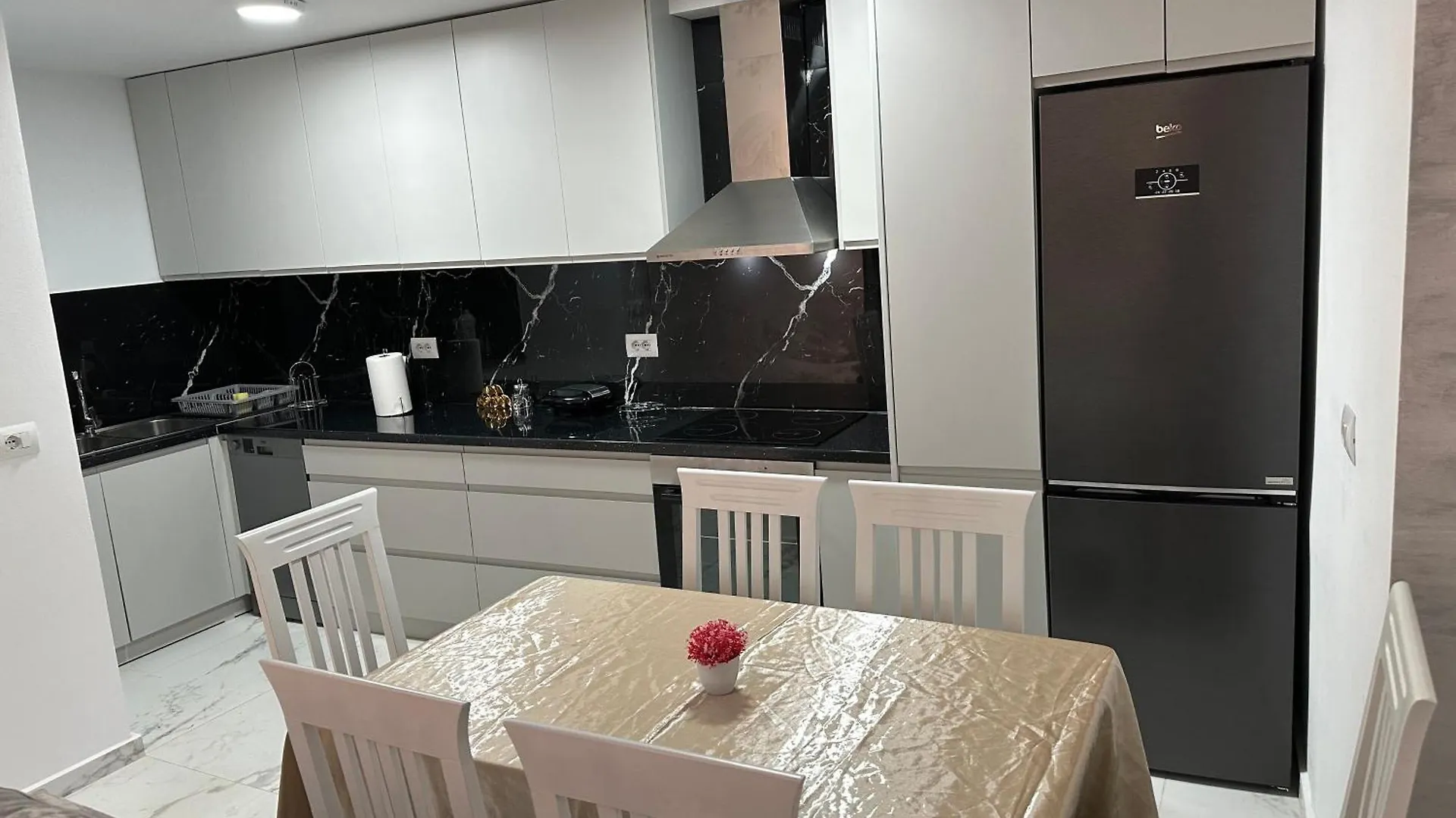 Moonlight Apartment Sarande